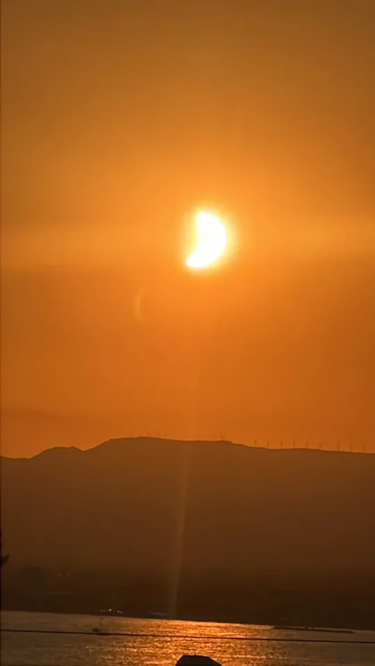 Eclipse solar
